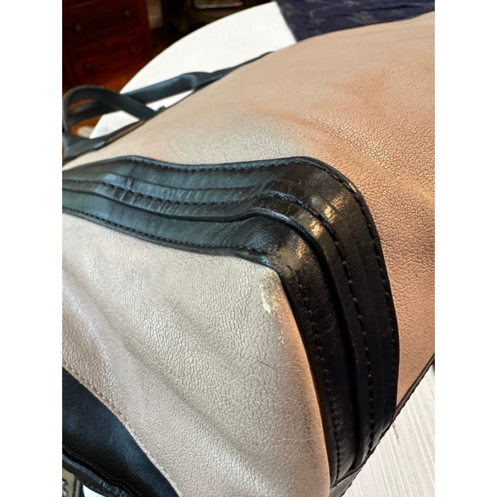 Chloé Beige & Black Leather Tote Bag - Picture 11 of 14